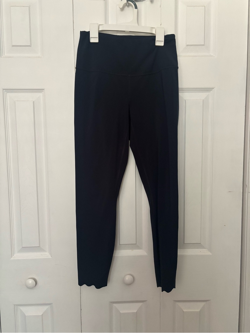 90 Degree By Reflex Navy Blue High-Rise Scallop Hem Leggings